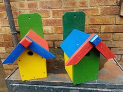 2 bird boxes coloured